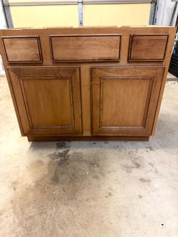 Bathroom Vanity Cabinet 35.5" W, 22"D, 30"H