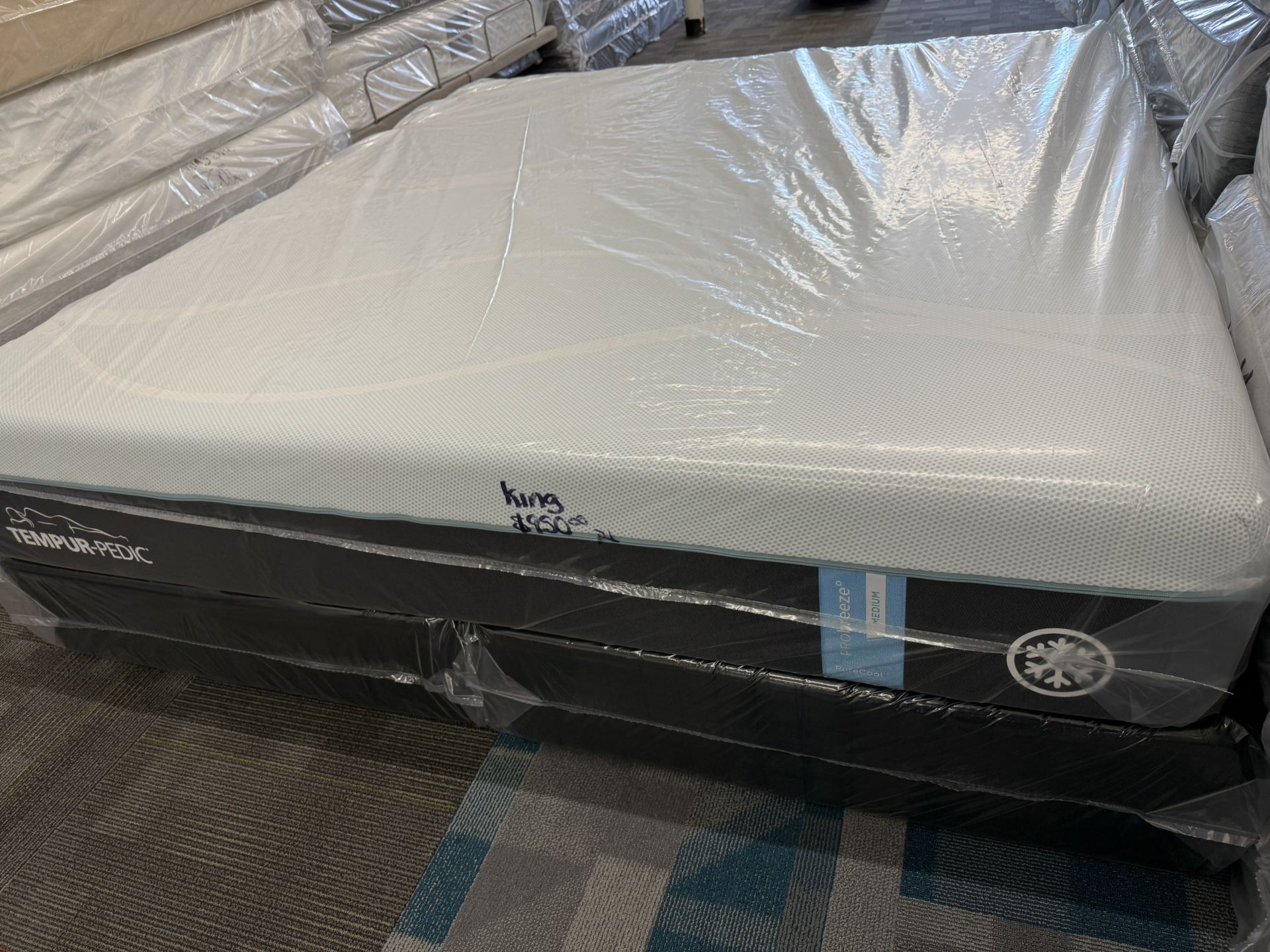 King Size Medium Tempur - Pedic Pro Breeze