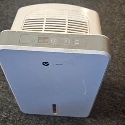 Dehumidifier 