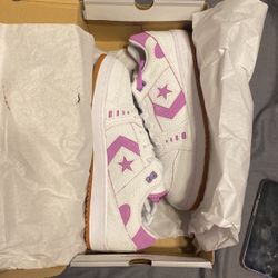 Chameleon Converse Size 10 $130