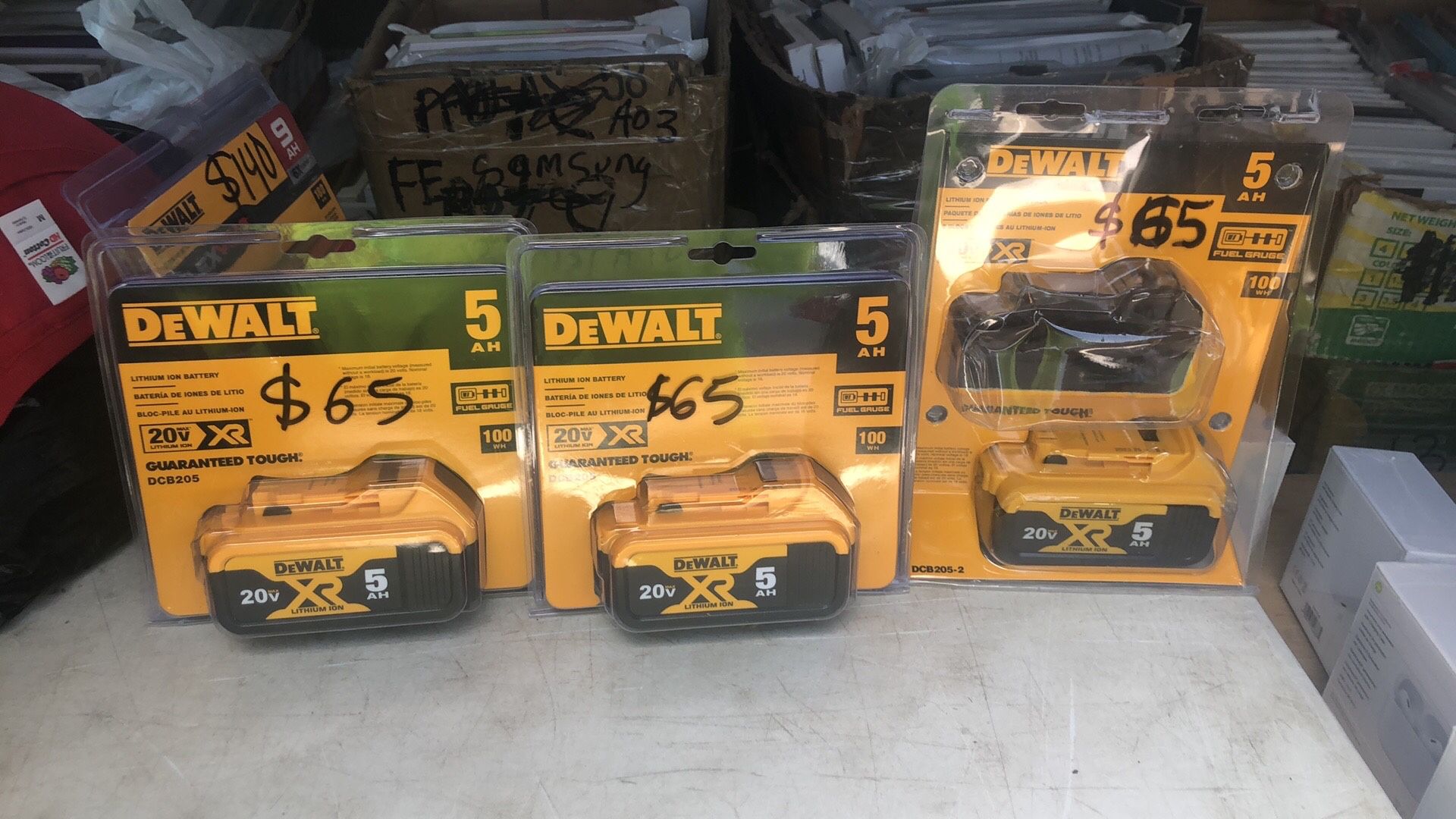 Dewalt Battery