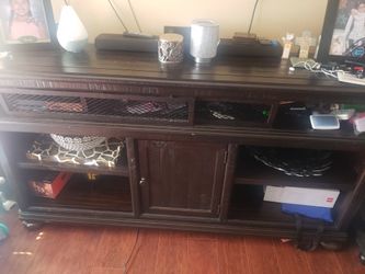 Tv console