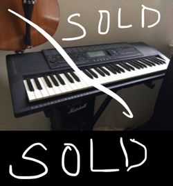 SOLD YAMAHA Electric Piano PSR-320 KEYBOARD
