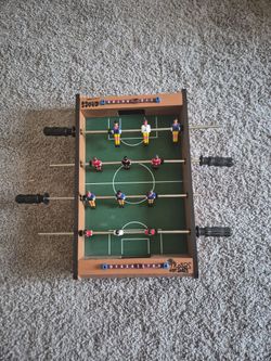 Tiny fooseball table