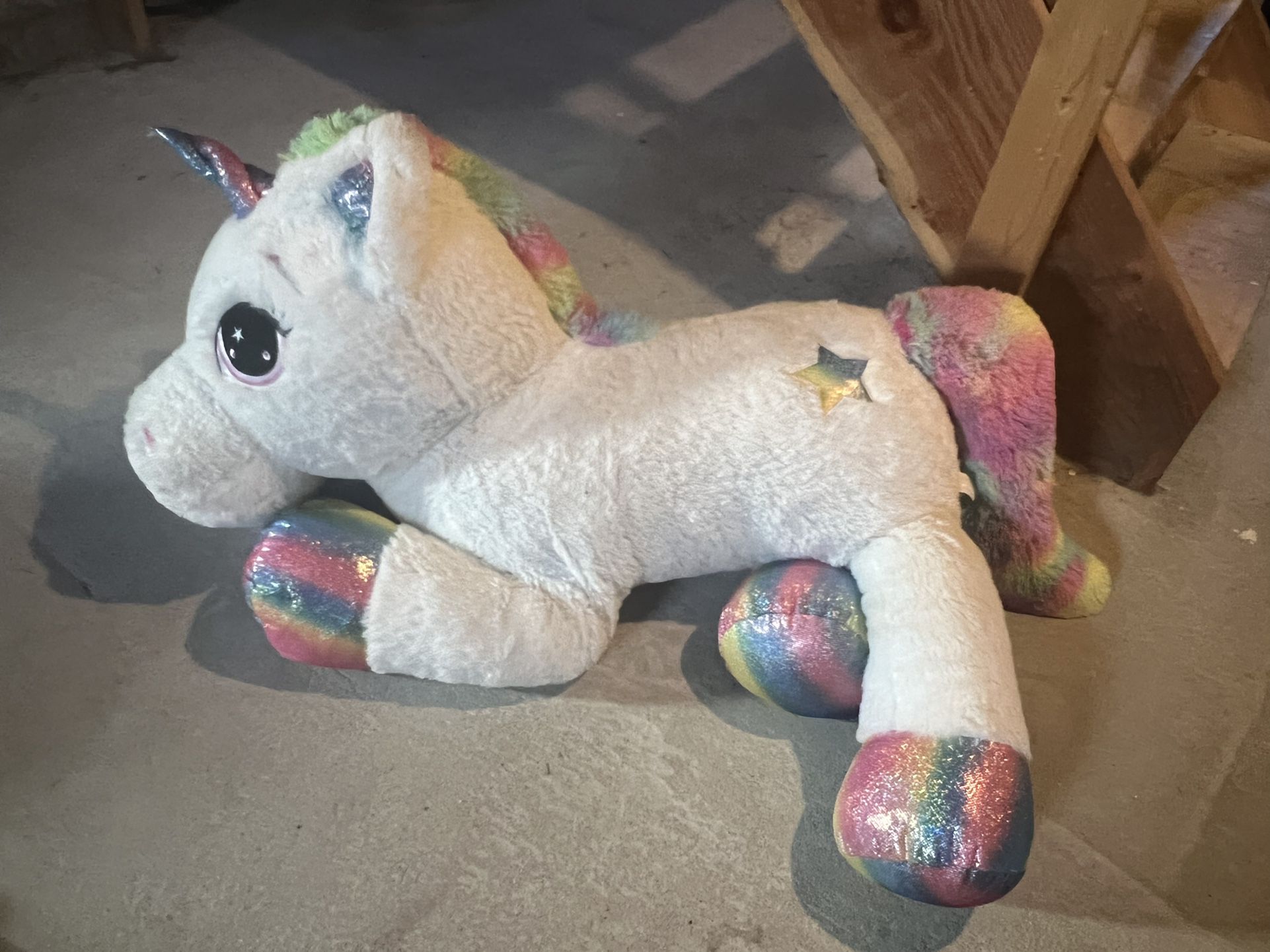 OverSized Stuffed Unicorn 