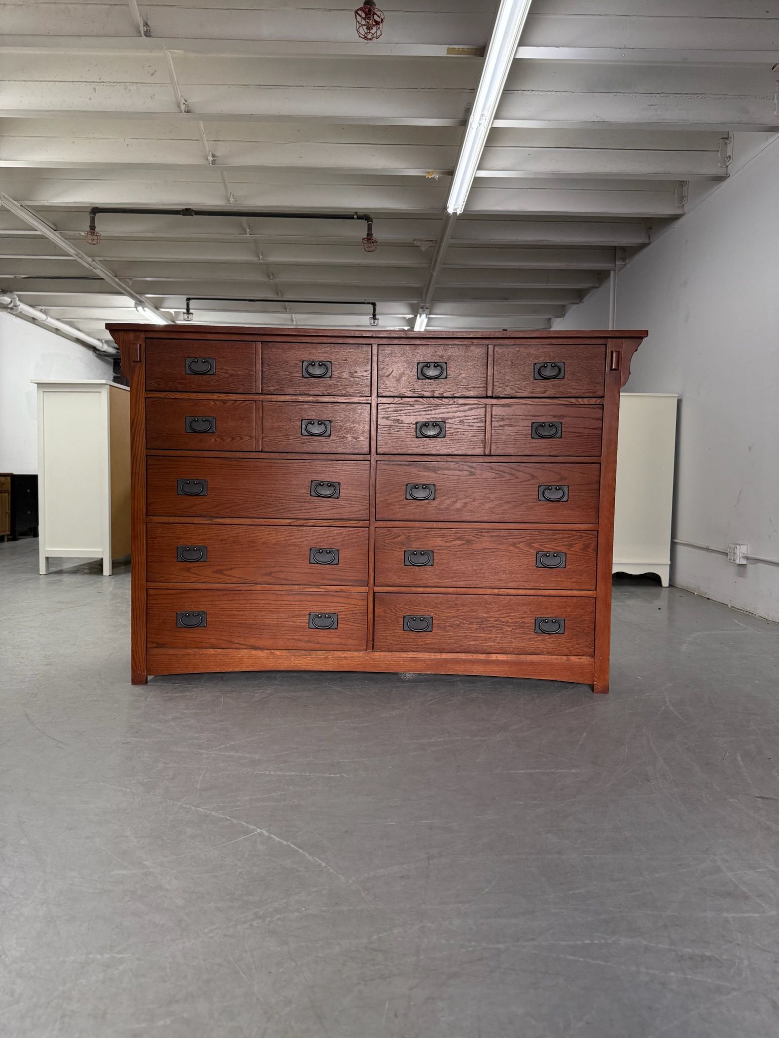 Beautiful Wood Very Large 10 Drawer Dresser
