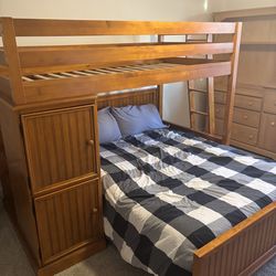 Bunk bed + cabinet & mattresses