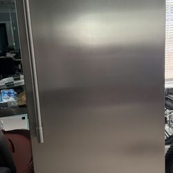 Frigidaire Professional 19 cu ft All Refrigerator