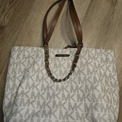 Michael Khors Purse