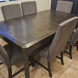 Dining Table Set