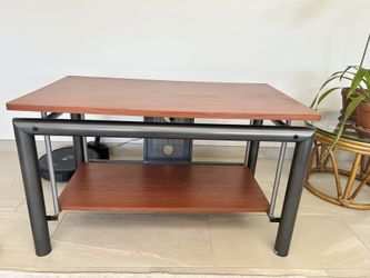 Wood/metal TV stand