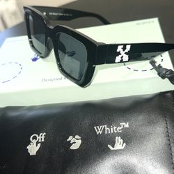 Off-White Shades Black 