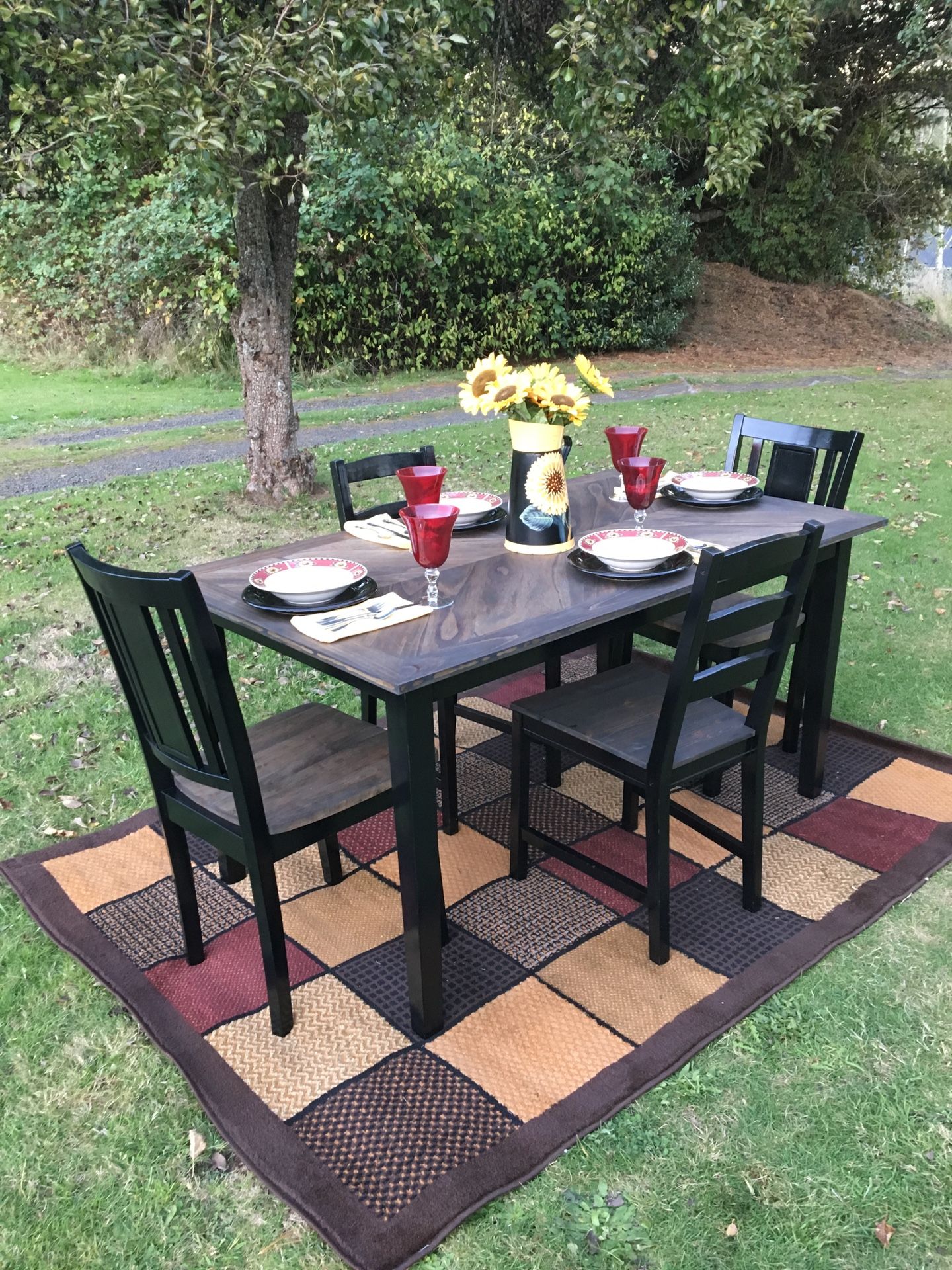 Updated dining table set - delivery available