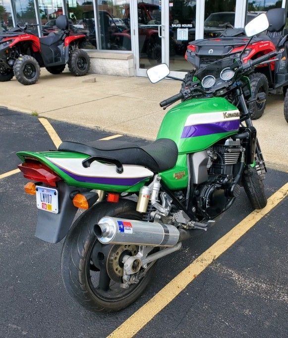 1999 Kawasaki ZRX 1100 for Sale in Cleveland, OH - OfferUp