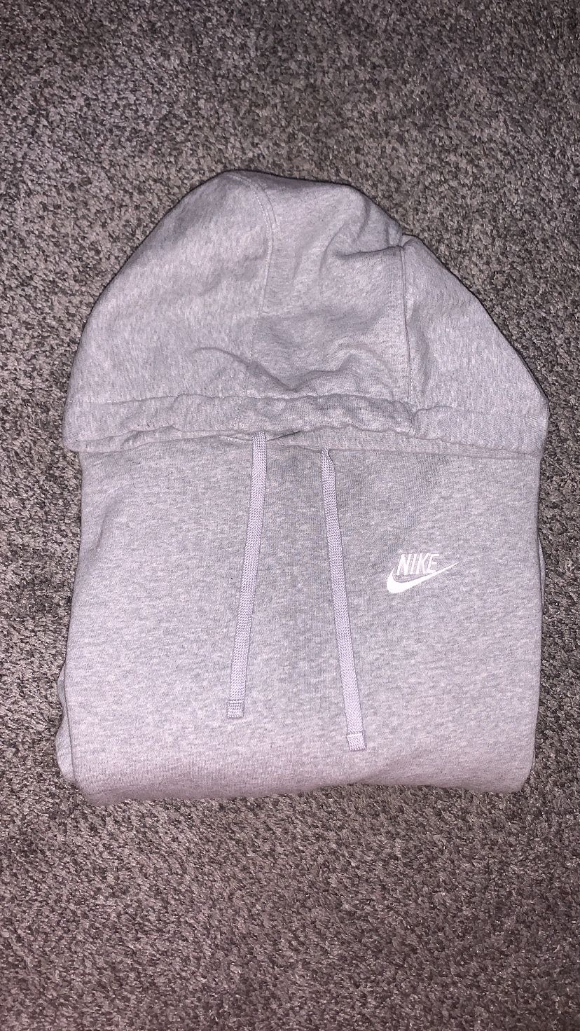 new nike hoodie grey