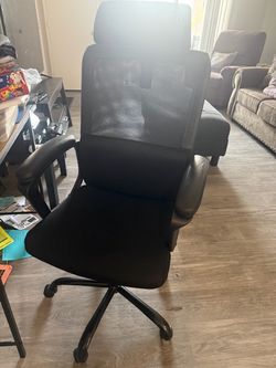 Computer chair