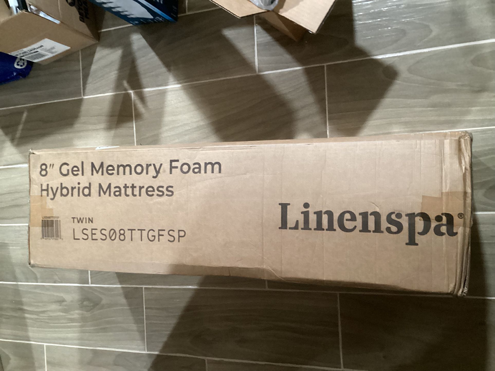 LINENSPA 8” Gel Memory Foam mattress