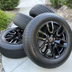 2025 GMC 1500 Elevation 20” Wheels General A/S 275/60R20 Tires