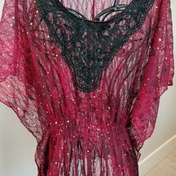 Women's Heart Soul Red & Black Sheer Lace Top Size Small