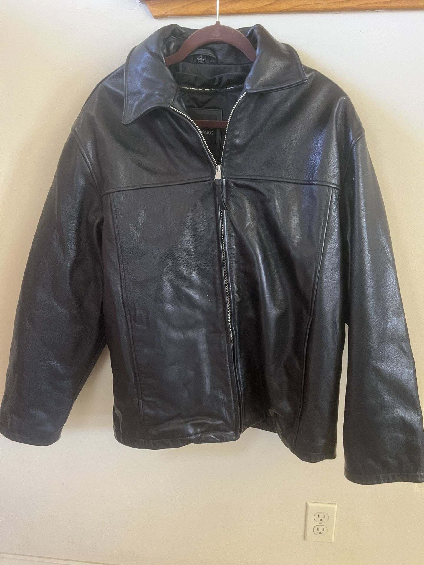 Leather Jacket (like new)