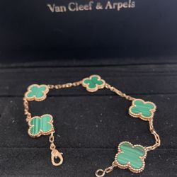 Van Cleef & Arpels Clover 5 Motif Alhambra Bracelet 18k Gold Cartier Rolex Tiffany Bvlgari David Yurman Chrome Hearts 