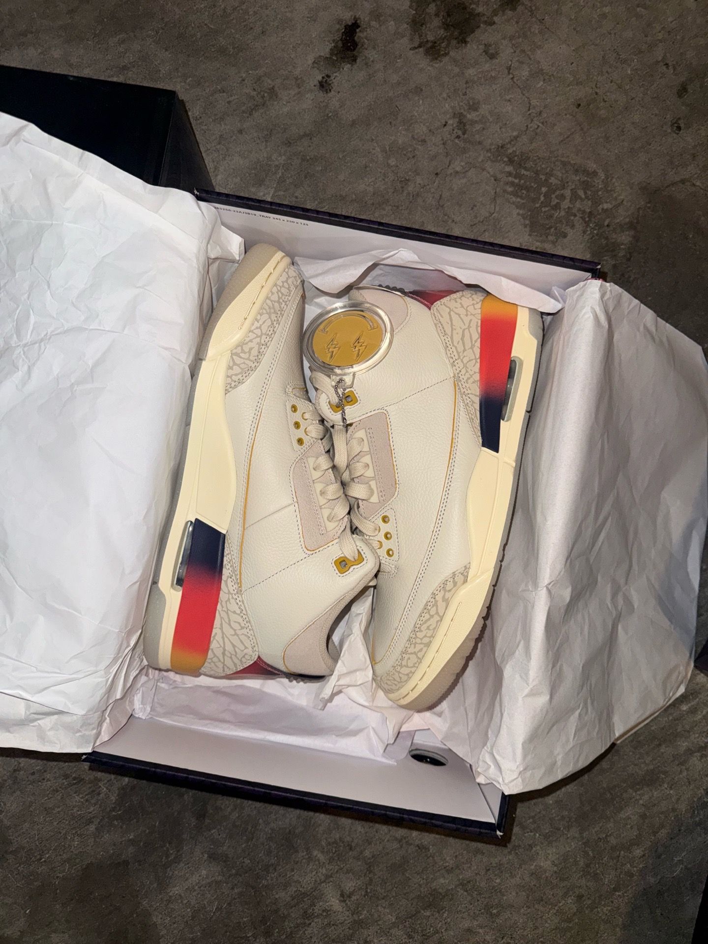 Air Jordan 3 J Balvin Sunset size 10.5