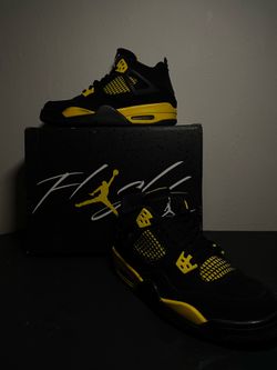 Jordan’s 4 yellow thunders