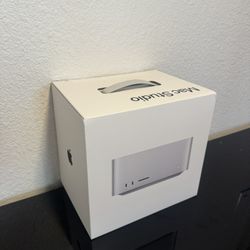 Apple Mac Studio 16C/40C/128GB/8TB – Brand New Sealed