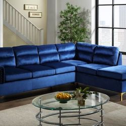 Vogue Black Sectional 