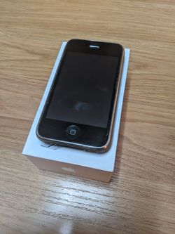 iPhone 1 (8GB)
