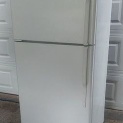 GE ..REFRIGERATOR
