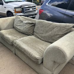 Free Couch 