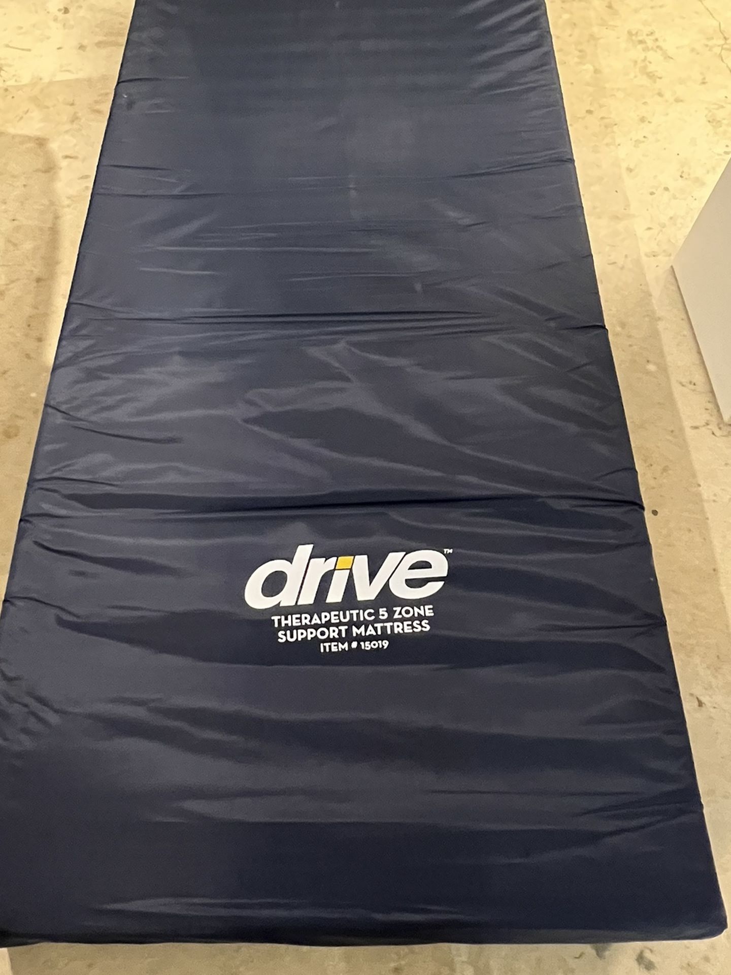 drive THERAPEUTIC 5 Zone Support Mattress