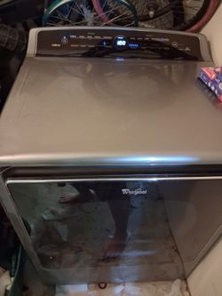 Whirlpool dryer like new ,gas and electric