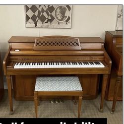 Whitney Spinet Piano 