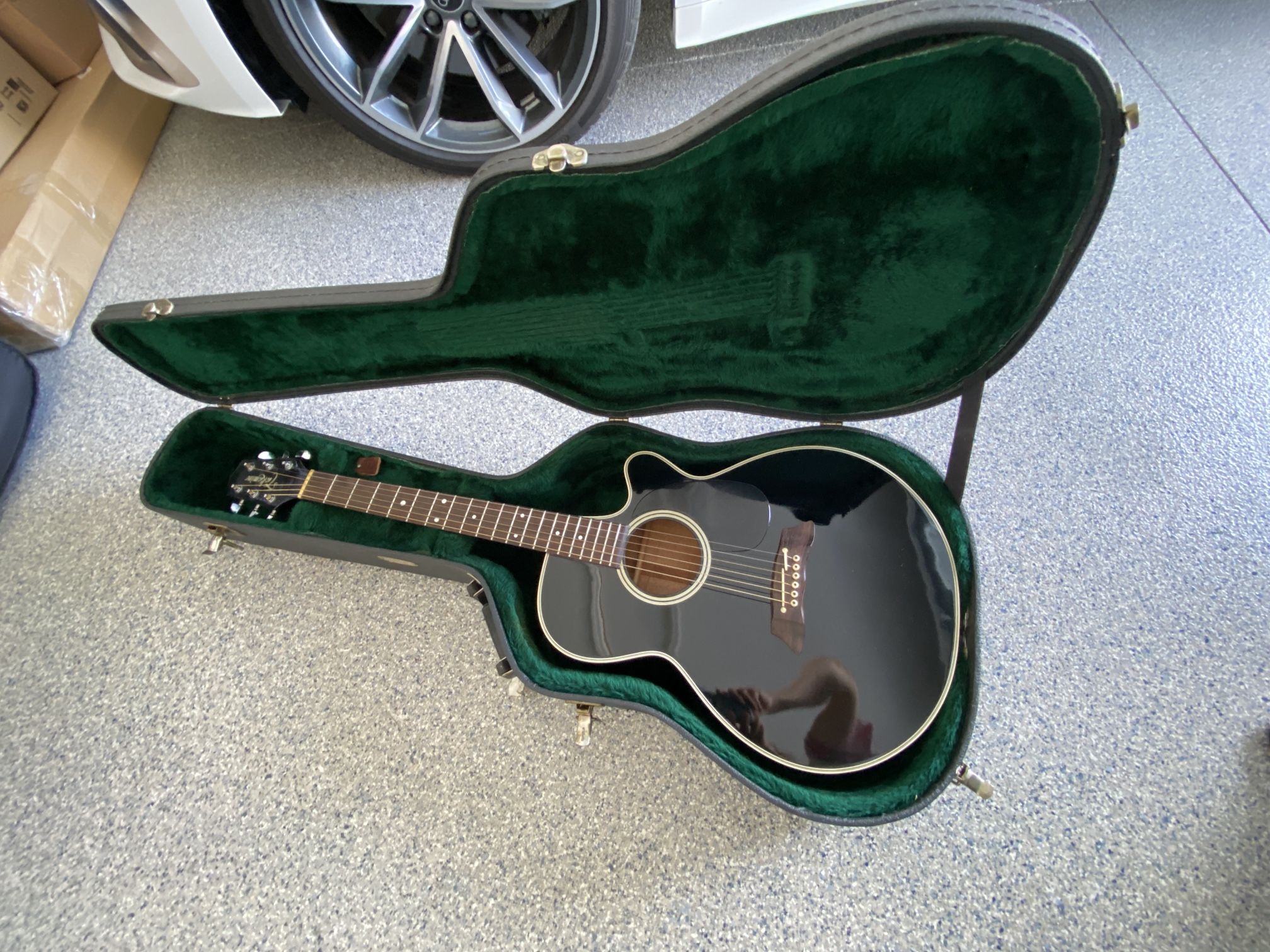 Takamine EF261 Acoustic Electric Guitar