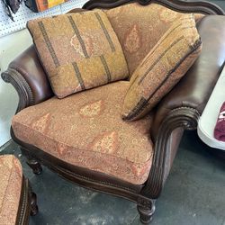 CHAIR AND OTTOMAN 