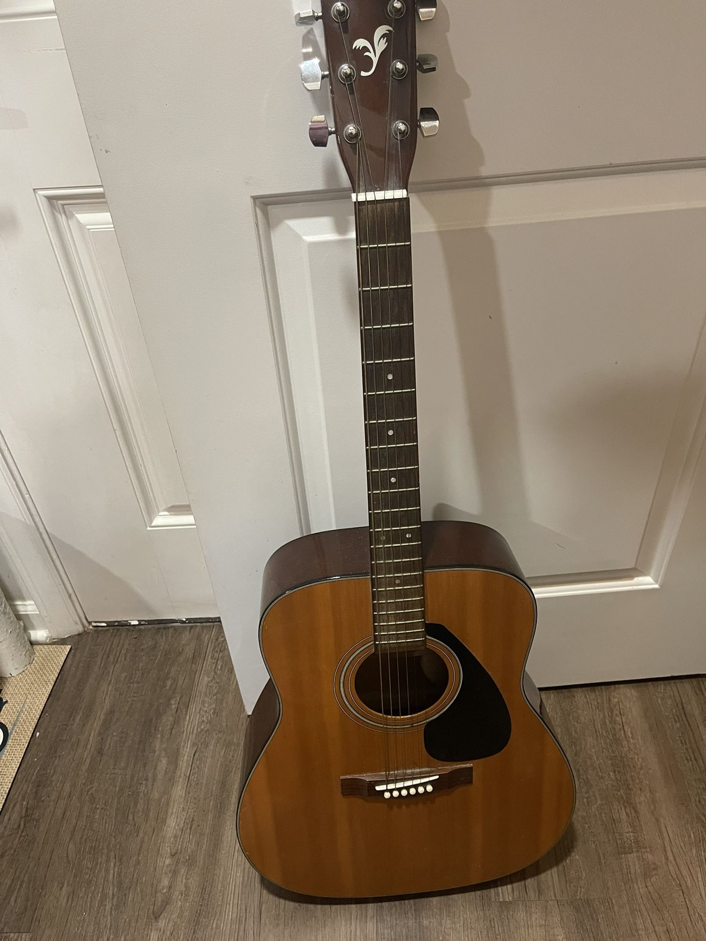 Yamaha Autistic Guitar 