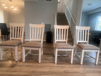 Dining chairs set of 4