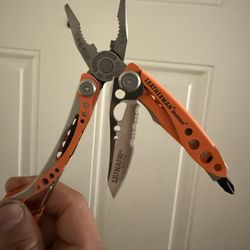 Leatherman Skeletool CX Pliers Multi-tool