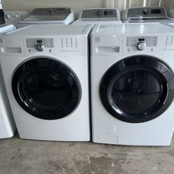 Washer And Dryer Set // Lavadora Y Secadora 