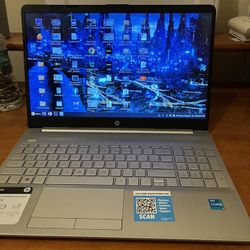 HP 15.6 1TB Hard Drive 8 GB Memory Intel I3 Core Fully Loaded 