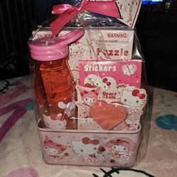 Hello Kitty Valentines Gift Set