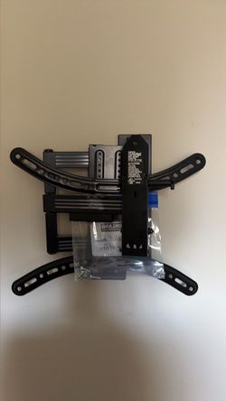 SANUS Simplicity SMF218 full-motion tilt and swivel wall mount