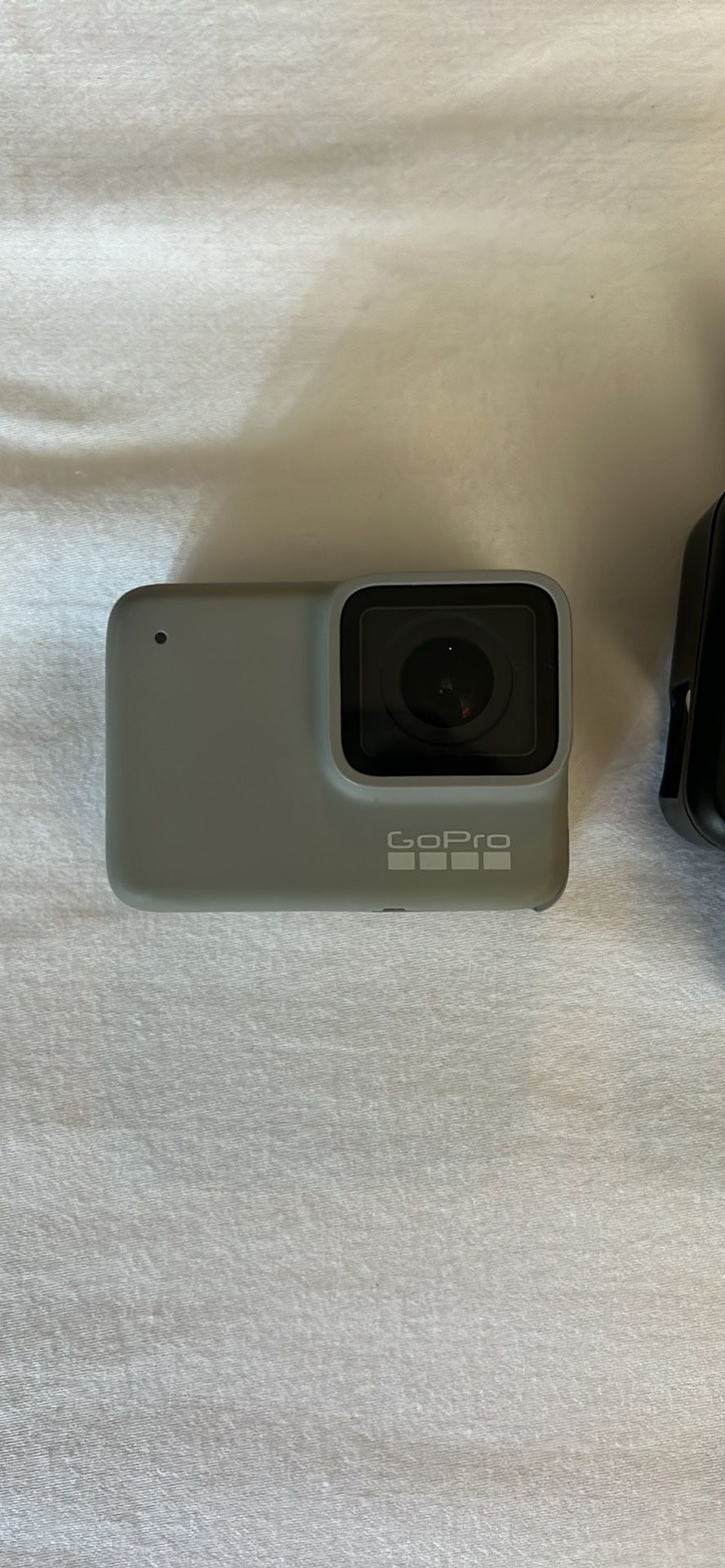 GoPro White 7
