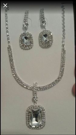 After 6 Necklace & Earrings