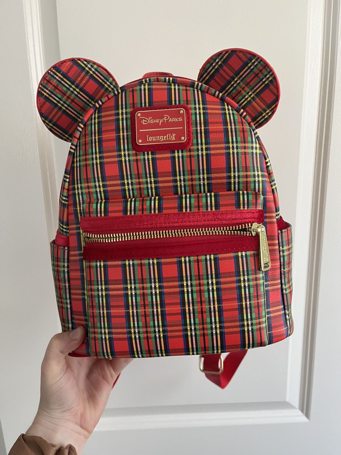 NWT DISNEY VIP PRINT LOUNGEFLY