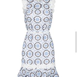 ML Monique Lhuillier Floral Embroidered Dress Size 8 / NWOT