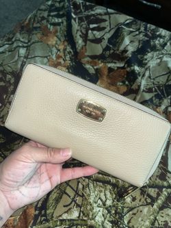 Michael Kors Wallet $20 FIRM Cash Only