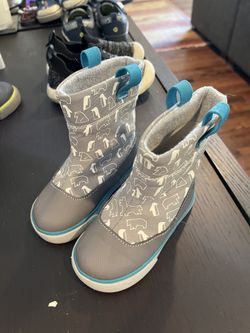 See Kai Run Waterproof Insulated Boots - Size 6